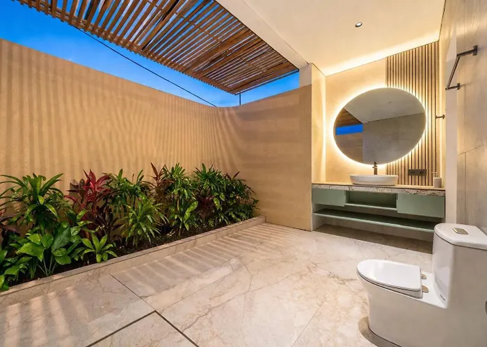 Luxury 3br Designer *